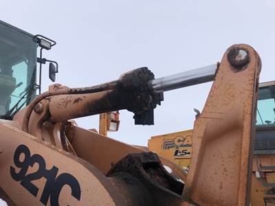 Case 921C Hydraulic Cylinder