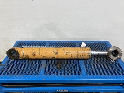 Case 921C Hydraulic Cylinder