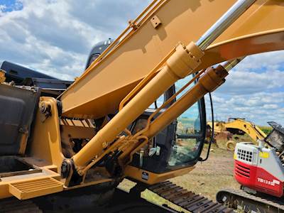 Case CX160 Hydraulic Cylinder