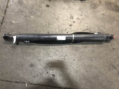 Case TV380 Hydraulic Cylinder