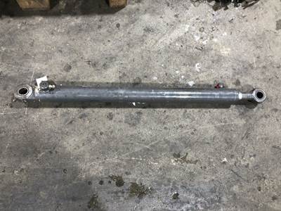 Case TV380 Hydraulic Cylinder