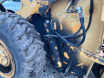 Case W20B Hydraulic Cylinder