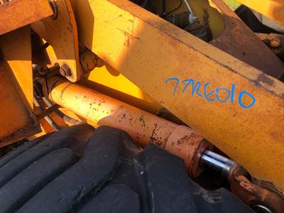 Case W36 Hydraulic Cylinder