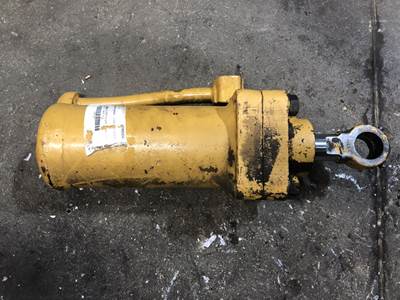 Caterpillar 12 Hydraulic Cylinder for a CAT 12