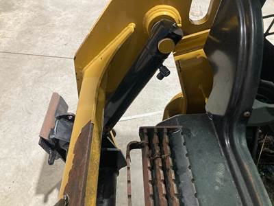 Caterpillar 226D Hydraulic Cylinder