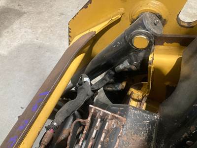 Caterpillar 226D Hydraulic Cylinder
