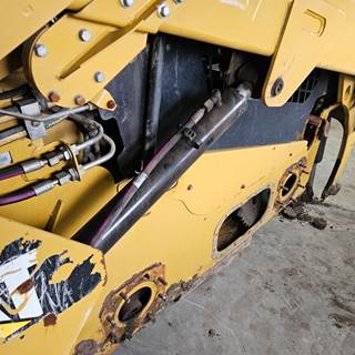 Caterpillar 242D Hydraulic Cylinder