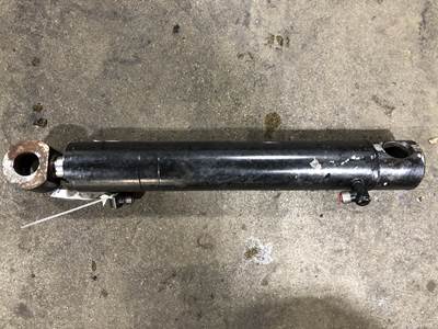 Caterpillar 242D3 Hydraulic Cylinder