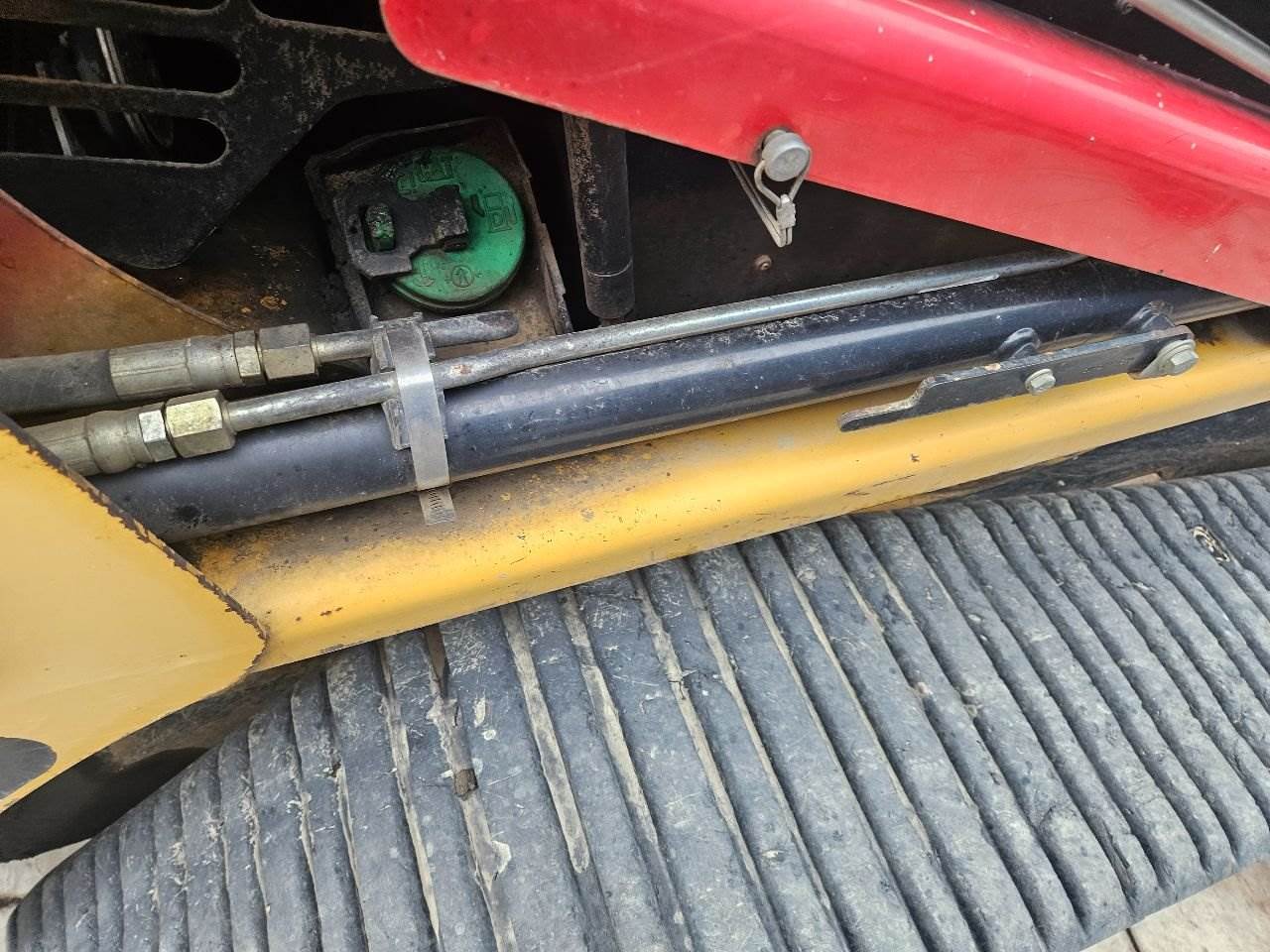 2006 Caterpillar 247B Hydraulic Cylinder For Sale Winimac, IN 230