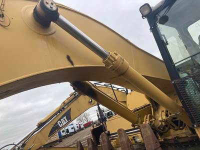 Caterpillar 325L Hydraulic Cylinder