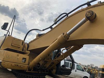 Caterpillar 330CL Hydraulic Cylinder