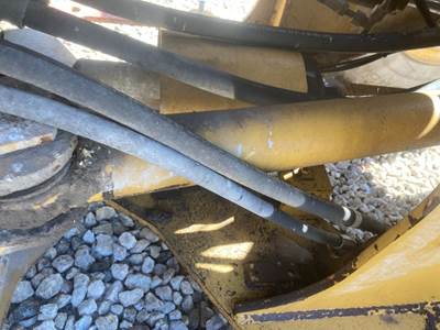 Caterpillar 928G Hydraulic Cylinder