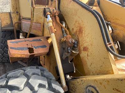 Caterpillar 930 Hydraulic Cylinder