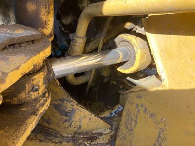 Caterpillar 950F Hydraulic Cylinder
