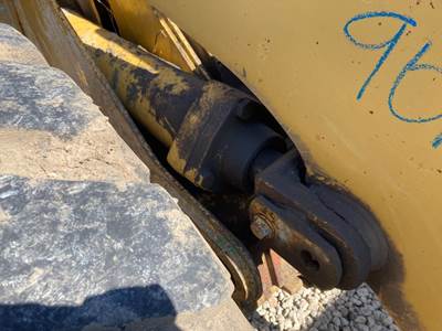 Caterpillar 950F Hydraulic Cylinder