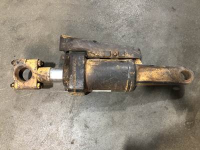 Caterpillar D5H XL Hydraulic Cylinder for a CAT D5HXL