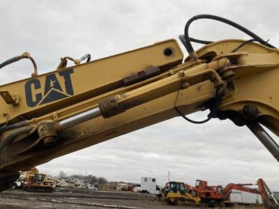 Caterpillar E70B Hydraulic Cylinder