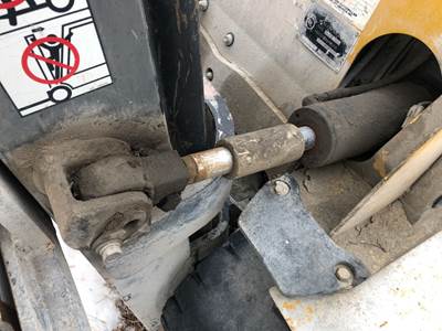 Caterpillar P5000 Hydraulic Cylinder for a Caterpillar P5000-LP