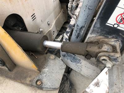 Caterpillar P5000 Hydraulic Cylinder for a Caterpillar P5000-LP