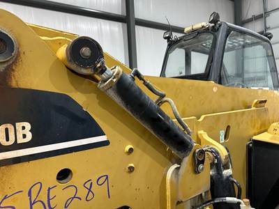 Caterpillar TH460B Hydraulic Cylinder