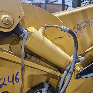 Caterpillar TH63 Hydraulic Cylinder