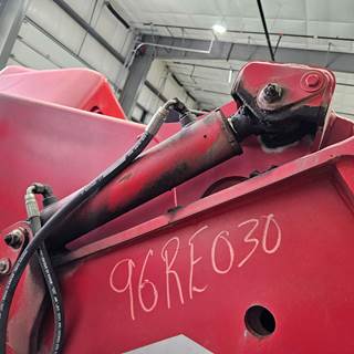 Caterpillar TH63 Hydraulic Cylinder