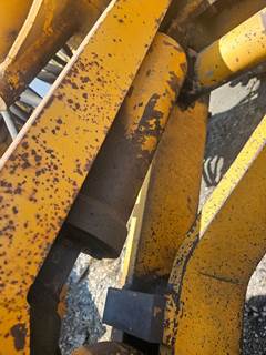 Champion D560HD Hydraulic Cylinder