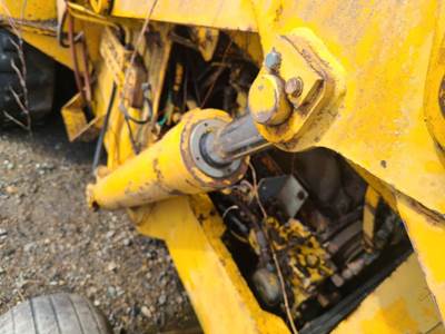 Dynahoe 190 Hydraulic Cylinder
