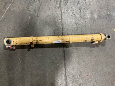 Ford 555 Hydraulic Cylinder