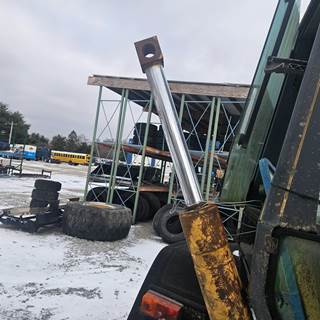 Ford 655C Hydraulic Cylinder