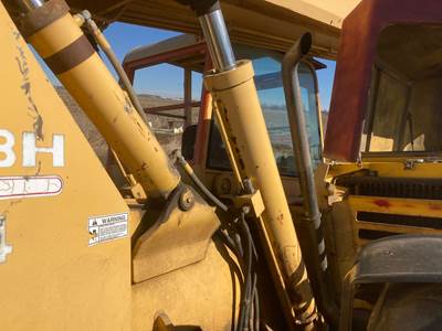 Gehl DL8H44 Hydraulic Cylinder