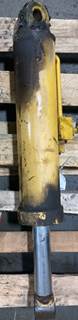 Gehl DL8H44 Hydraulic Cylinder