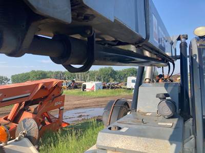 Genie GTH-844 Hydraulic Cylinder