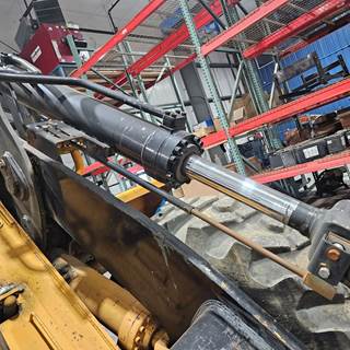 Hyundai HL750TM Hydraulic Cylinder