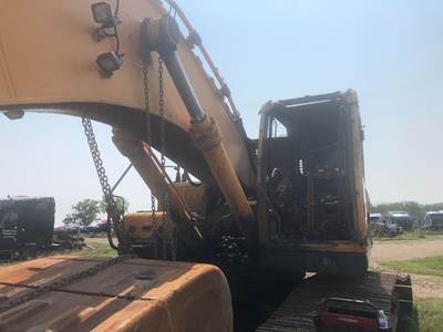 Hyundai R380 LC-9 Hydraulic Cylinder