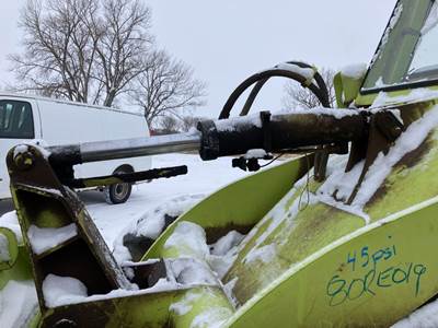 International 515 Hydraulic Cylinder