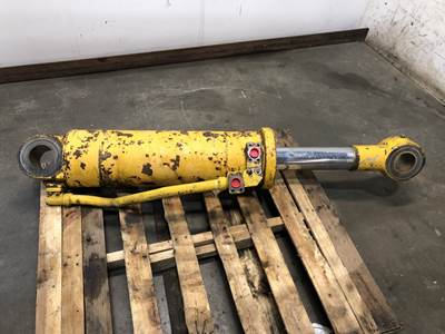International H-90E Hydraulic Cylinder