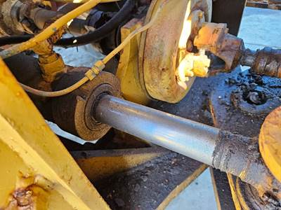 International H-90E Hydraulic Cylinder