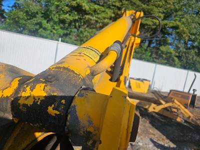 JCB 215S Hydraulic Cylinder