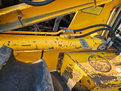 JCB 215S Hydraulic Cylinder