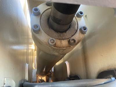 JLG 600S Hydraulic Cylinder