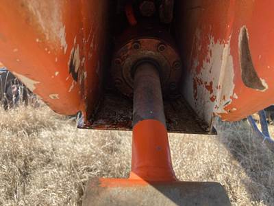 JLG 600S Hydraulic Cylinder