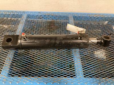 JLG 800A Hydraulic Cylinder