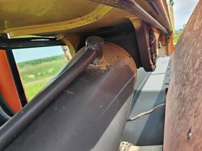 JLG G9-43A Hydraulic Cylinder