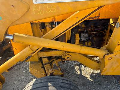 John Deere 310 Hydraulic Cylinder