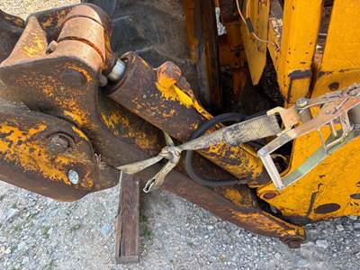 John Deere 310 Hydraulic Cylinder