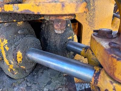 John Deere 310 Hydraulic Cylinder