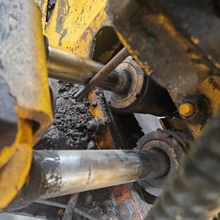 John Deere 310C Hydraulic Cylinder