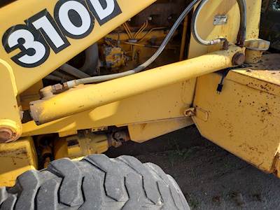 John Deere 310D Hydraulic Cylinder