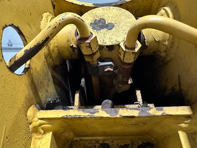 John Deere 310D Hydraulic Cylinder